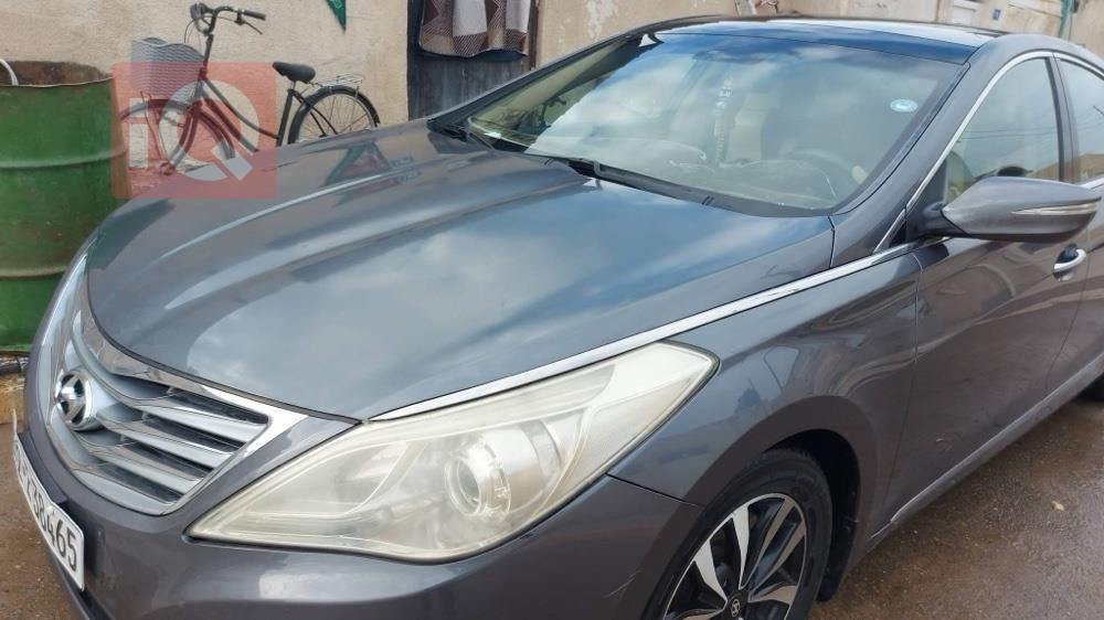 هيونداي أزيرا